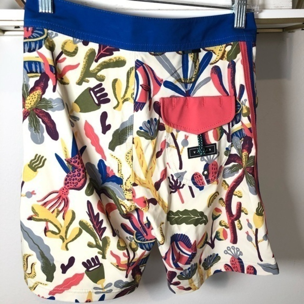 VISSLA BOYS BOARDSHORT Waist 24”